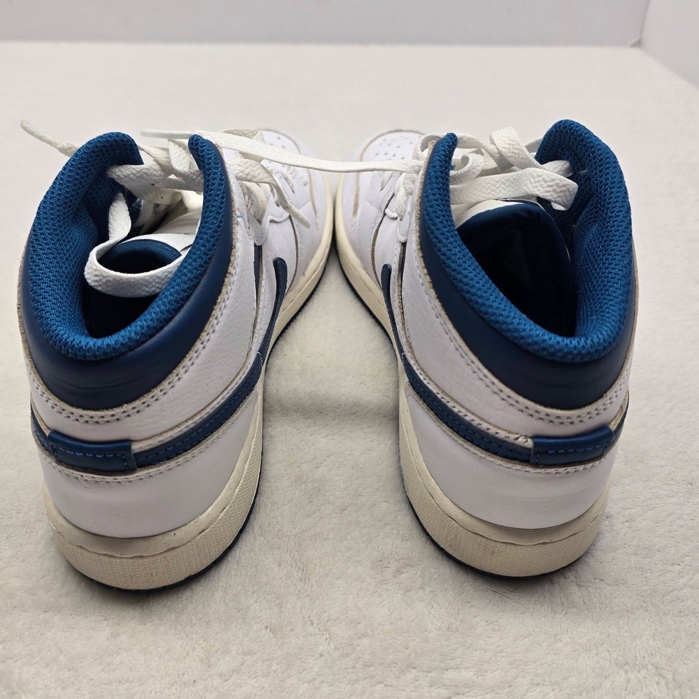 Jordan Air Jordan 1 Mid Midnight Navy White Streetwear Kids Sneaker 4Y - Picture 8 of 12
